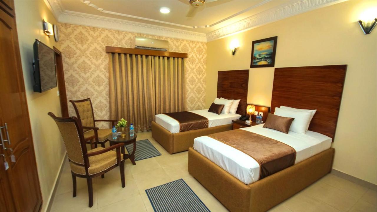 World Inn Hotel การาจี ภายนอก รูปภาพ