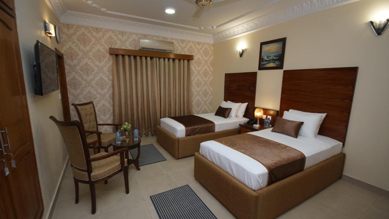 World Inn Hotel การาจี ภายนอก รูปภาพ