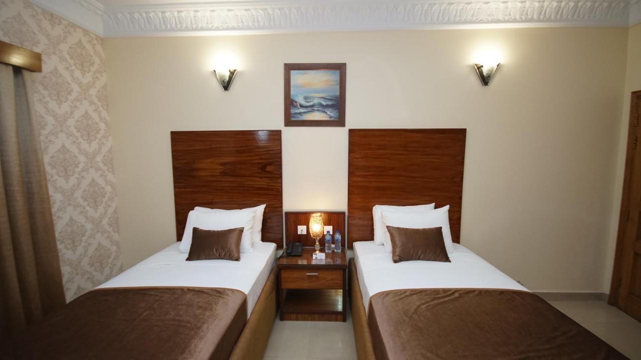World Inn Hotel การาจี ภายนอก รูปภาพ